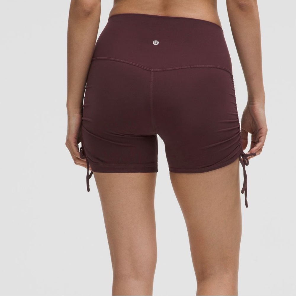 NWT LULULEMON Align athletica Women's goodnight plum Athletic Shorts